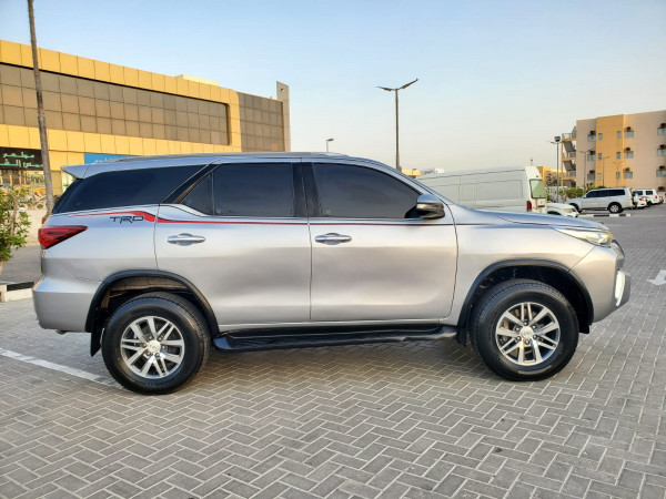 Toyota Fortuner 2018  Silver LHD Petrol AT SUV 4WD view 19