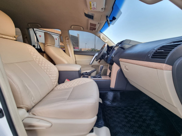 Toyota Prado 2016  White LHD Petrol AT SUV 4WD view 7