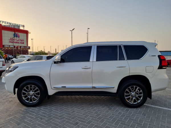 Toyota Prado 2016  White LHD Petrol AT SUV 4WD view 13