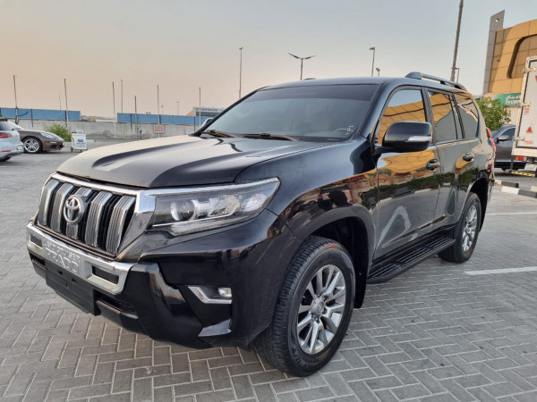 Toyota Prado 2018/ Black LHD Petrol AT SUV 4WD view 2
