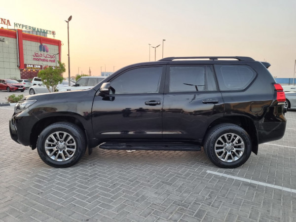 Toyota Prado 2018/ Black LHD Petrol AT SUV 4WD view 4