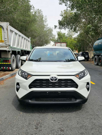 Toyota RAV 4 2019  White LHD Petrol AT SUV 4WD view 10