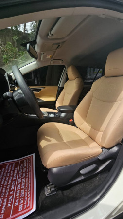Toyota RAV 4 2019  White LHD Petrol AT SUV 4WD view 15