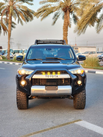 Toyota 4-Runner 2019/ Black LHD Petrol AT SUV 4WD