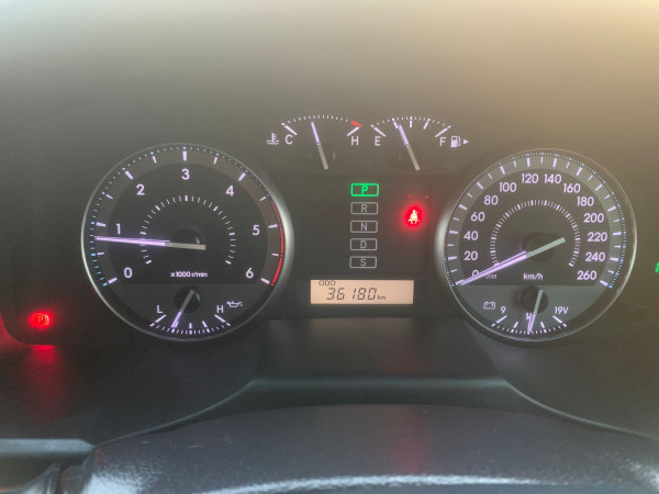 Toyota Land Cruiser 2016/5 Silver RHD Diesel AT SUV 4WD view 10
