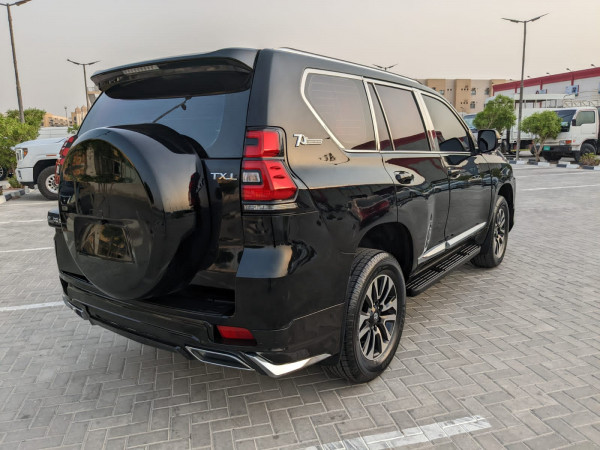 Toyota LAND CRUISER PRADO 2013  Black LHD Petrol AT SUV 4WD view 8