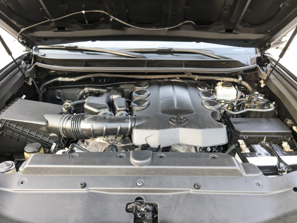 Toyota LAND CRUISER PRADO 2013  Black LHD Petrol AT SUV 4WD view 10