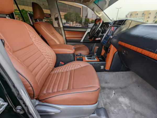 Toyota LAND CRUISER PRADO 2013  Black LHD Petrol AT SUV 4WD view 12