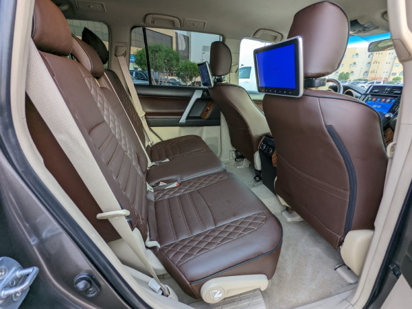 Toyota LAND CRUISER PRADO 2012  Grey LHD Gasoline AT SUV 4WD view 3
