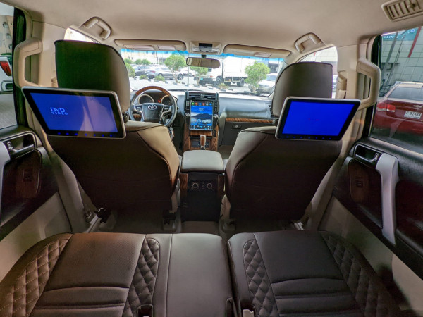 Toyota LAND CRUISER PRADO 2012  Grey LHD Gasoline AT SUV 4WD view 5