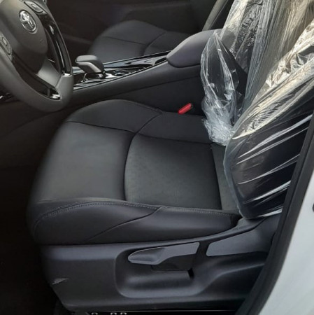 Toyota C HR 2022  White LHD Electric AT SUV 2WD view 2