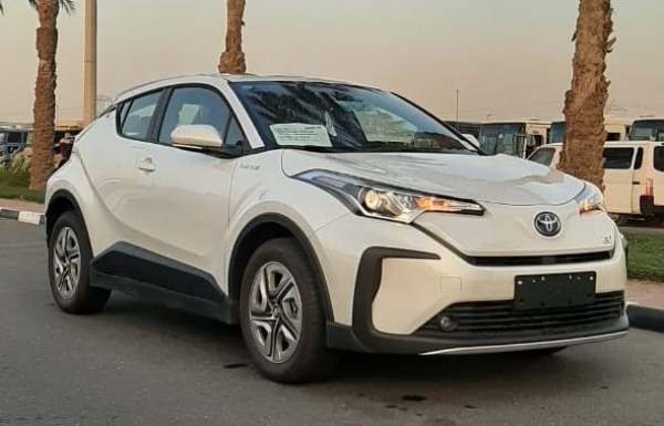 Toyota C HR 2022  White LHD Electric AT SUV 2WD view 16