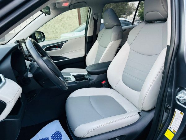 Toyota RAV 4 2020  Grey LHD Petrol AT SUV 2WD