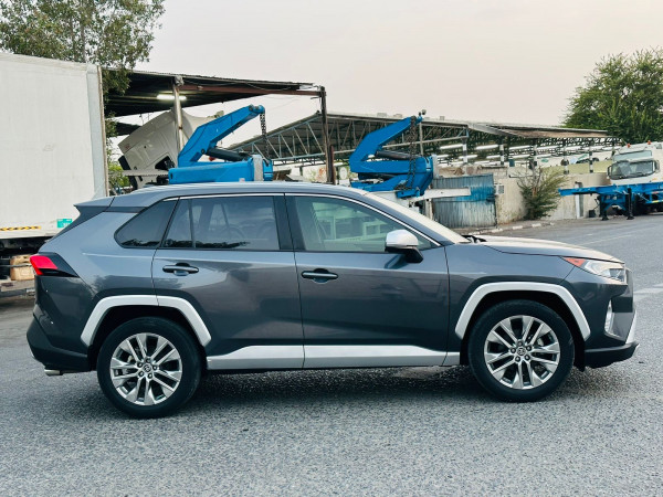 Toyota RAV 4 2020  Grey LHD Petrol AT SUV 2WD view 9
