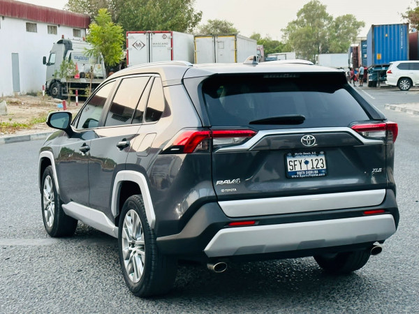 Toyota RAV 4 2020  Grey LHD Petrol AT SUV 2WD view 10