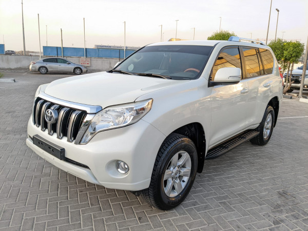 Toyota LAND CRUISER PRADO 2015  White LHD Petrol AT SUV 4WD