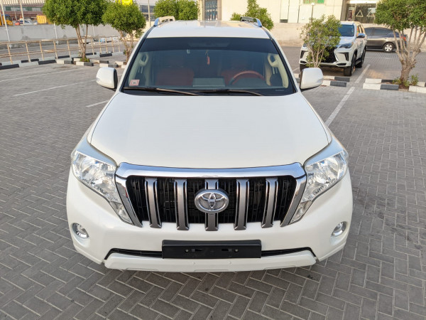 Toyota LAND CRUISER PRADO 2015  White LHD Petrol AT SUV 4WD view 3
