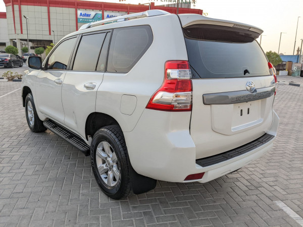 Toyota LAND CRUISER PRADO 2015  White LHD Petrol AT SUV 4WD view 18