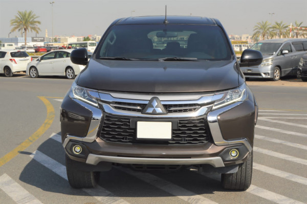 Mitsubishi Montero 2019  Brown LHD Petrol AT SUV 2WD