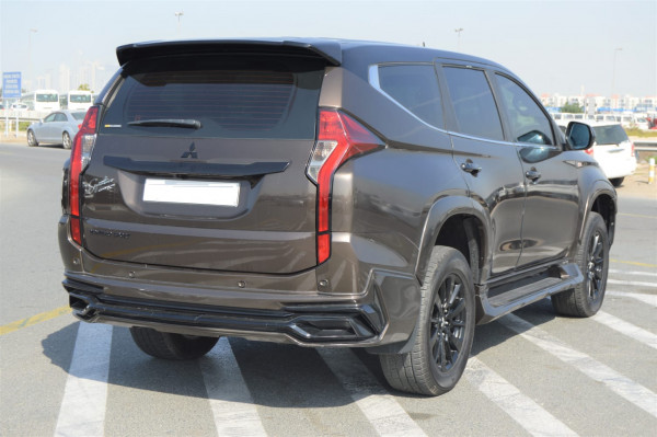 Mitsubishi Montero 2019  Brown LHD Petrol AT SUV 2WD view 19