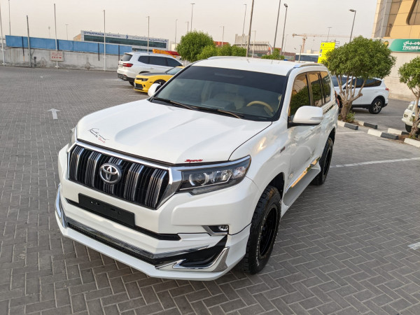 Toyota LAND CRUISER PRADO 2015  White LHD Petrol AT SUV 4WD view 12