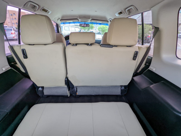 Mitsubishi Pajero 2010/ Silver LHD Gasoline AT SUV 4WD view 2