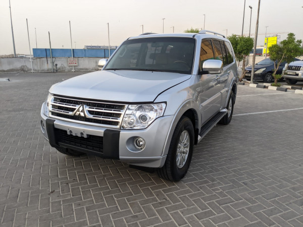 Mitsubishi Pajero 2010/ Silver LHD Gasoline AT SUV 4WD view 10