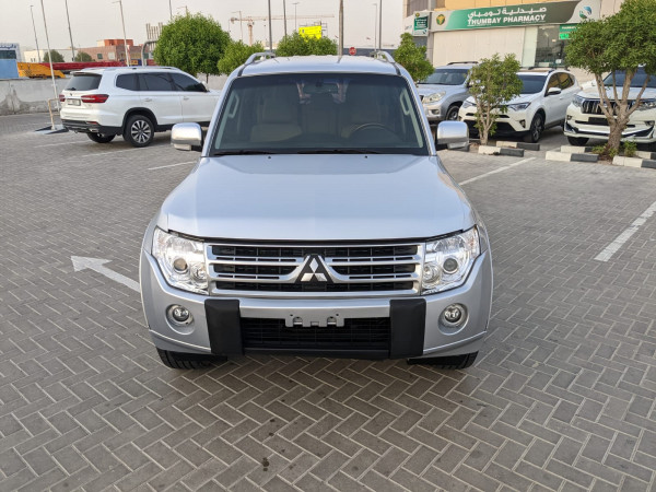 Mitsubishi Pajero 2010/ Silver LHD Gasoline AT SUV 4WD view 12