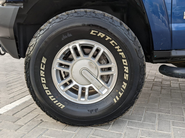 Hummer H3 2006  Blue Metallic LHD Petrol AT SUV 4WD view 6