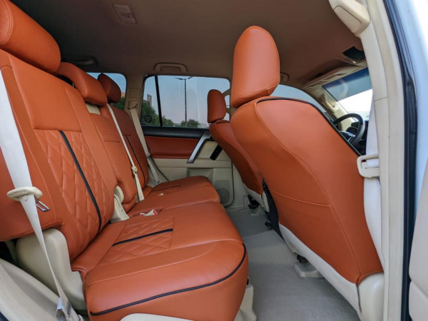 Toyota LAND CRUISER PRADO 2017  White LHD Petrol AT SUV 4WD view 6
