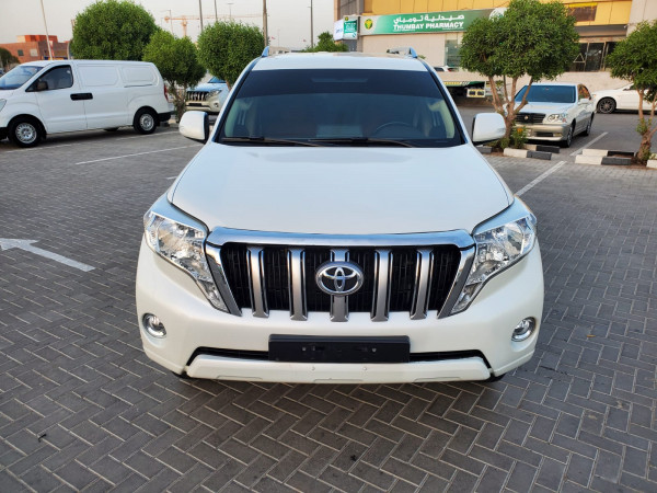 Toyota LAND CRUISER PRADO 2014  White LHD Petrol AT SUV 4WD