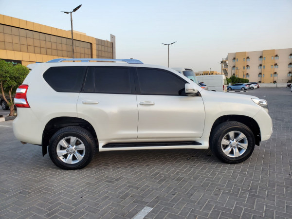 Toyota LAND CRUISER PRADO 2014  White LHD Petrol AT SUV 4WD view 12