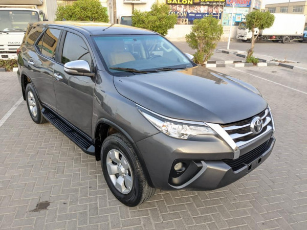 Toyota Fortuner 2016  Grey LHD Petrol AT SUV 4WD view 2