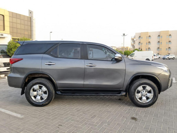 Toyota Fortuner 2016  Grey LHD Petrol AT SUV 4WD view 13