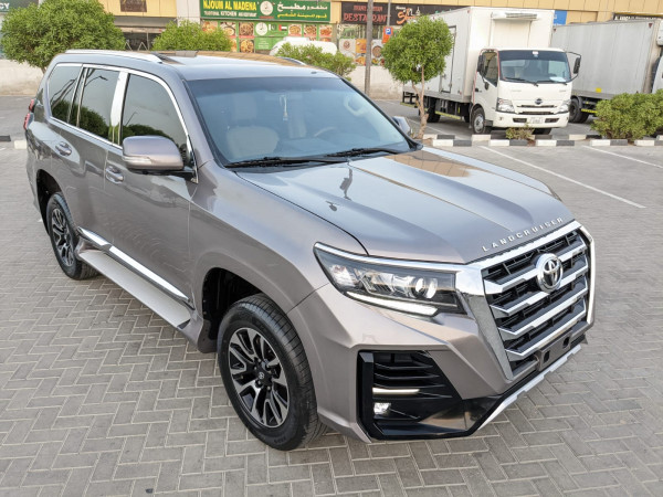 Toyota LAND CRUISER PRADO 2013  Bronze LHD Petrol AT SUV 4WD view 2