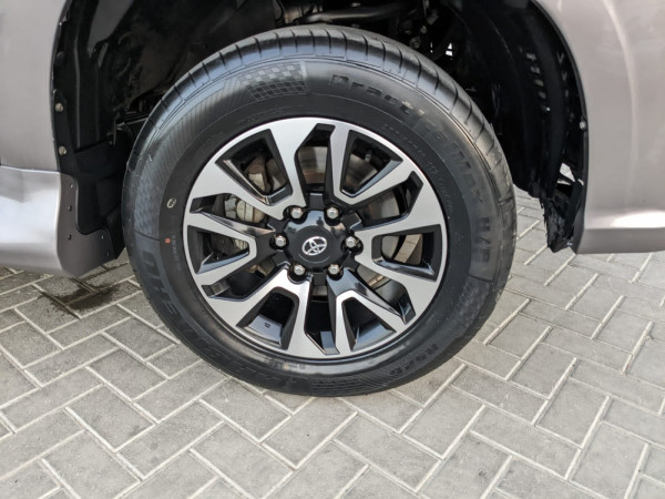 Toyota LAND CRUISER PRADO 2013  Bronze LHD Petrol AT SUV 4WD view 7
