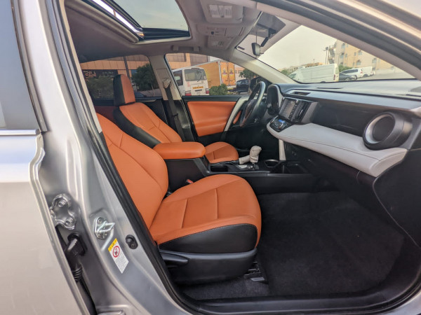 Toyota RAV 4 2016  Silver Metalic LHD Petrol AT SUV Other view 7