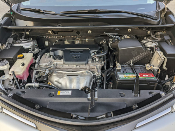 Toyota RAV 4 2016  Silver Metalic LHD Petrol AT SUV Other view 8