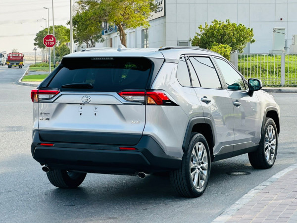 Toyota RAV 4 2022  Silver LHD Petrol AT SUV 4WD view 4