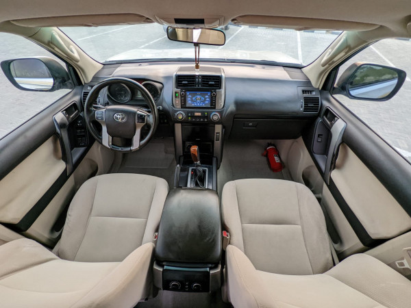 Toyota LAND CRUISER PRADO 2011  Silver LHD Petrol AT SUV 4WD view 8