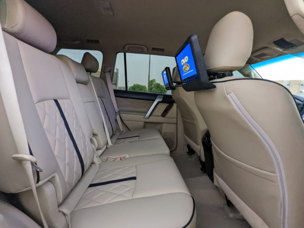 Toyota LAND CRUISER PRADO 2017/ White LHD Petrol AT SUV 4WD