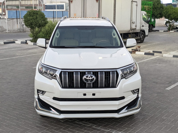Toyota LAND CRUISER PRADO 2017/ White LHD Petrol AT SUV 4WD view 12