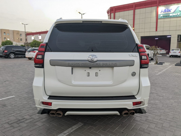 Toyota LAND CRUISER PRADO 2017/ White LHD Petrol AT SUV 4WD view 14