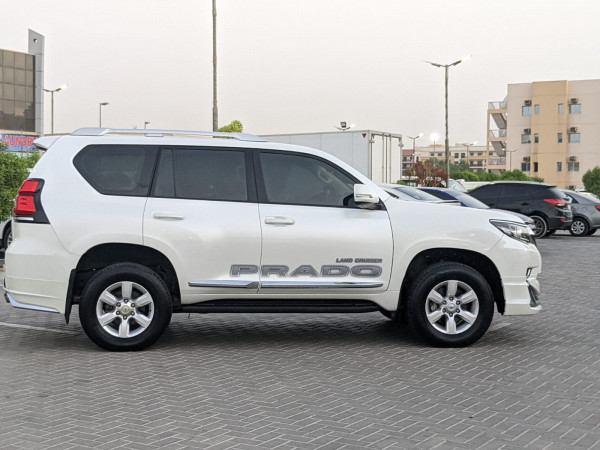 Toyota LAND CRUISER PRADO 2017/ White LHD Petrol AT SUV 4WD view 16