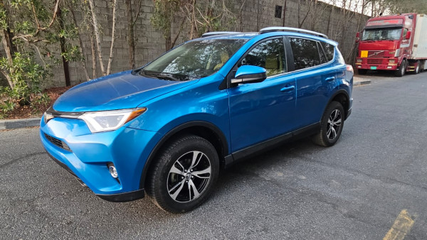 Toyota RAV 4 2018  Blue LHD Petrol AT SUV 4WD view 8