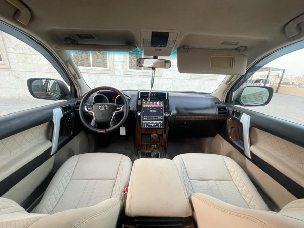 Toyota LAND CRUISER PRADO 2012  Maroon LHD Petrol AT SUV 4WD view 12