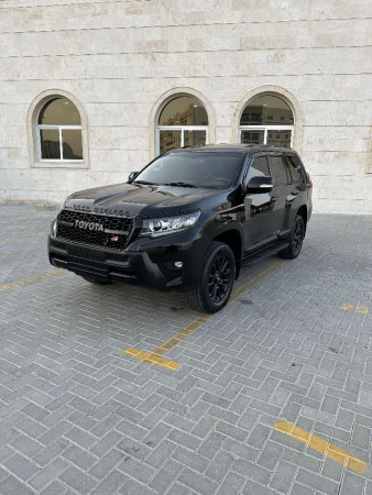 Toyota LAND CRUISER PRADO 2011  Black LHD Petrol AT SUV 4WD view 2