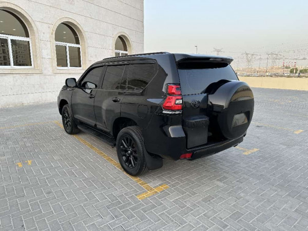 Toyota LAND CRUISER PRADO 2011  Black LHD Petrol AT SUV 4WD view 4