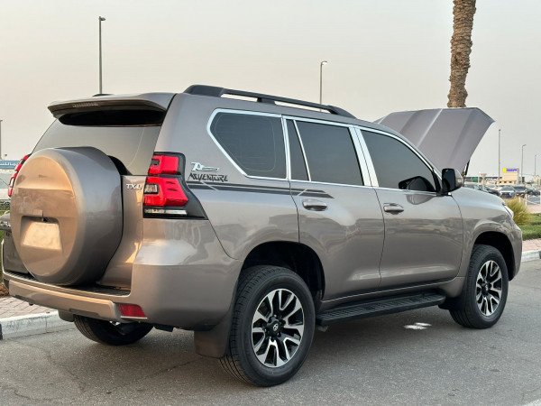 Toyota LAND CRUISER PRADO 2012  Bronze LHD Petrol AT SUV 4WD view 5