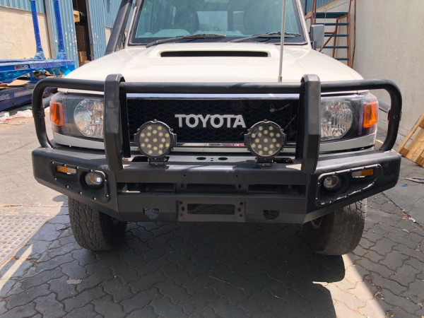 Toyota Land Cruiser HardTop 2010/ White RHD Diesel MT SUV 4WD view 3